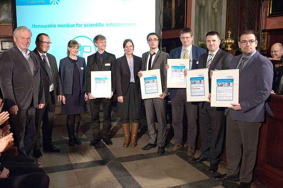 group photo at the innovation award 2017