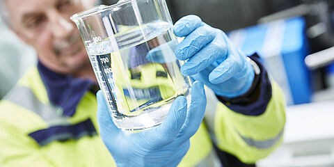 WESSLING expert checks a wasser sample