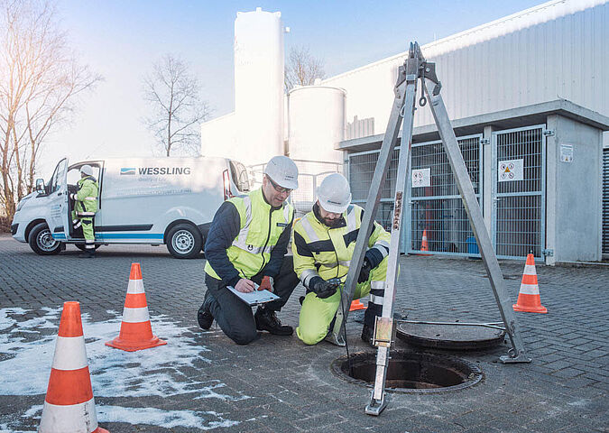 Arbeiter in risikoreicher Arbeitsumgebung